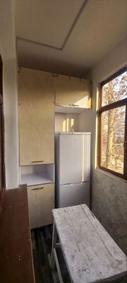 Ижарага уй берилади члонзор фарход бозор 2 хона 300& лубойга