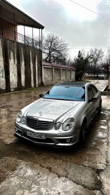 Mercedes benz w 211. 5L