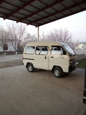 Damas sotiladi benzinda