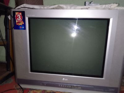 Телевизор LG 2 штуки