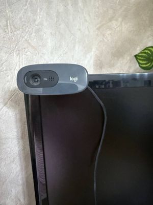 logitech c310 вебкамера