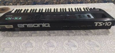 Pianino sotiladi