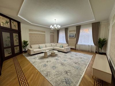 Ул Нукус ГАБУС болшой 4 ком 1 этаж 8 этажка все ест фото реално