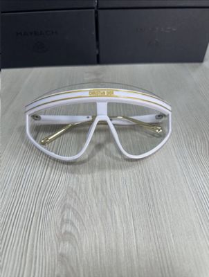 Очки Dior.