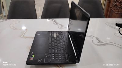 Noutbuk ASUS tuf gaming