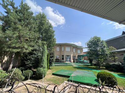 Продаётся эксклюзивный дом с участком 15 соток