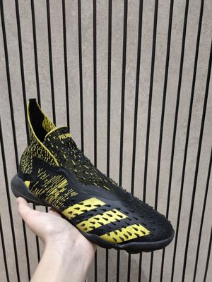 оригинальные сороконожки Predator