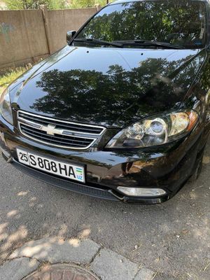Gentra bu banfer old va orqa