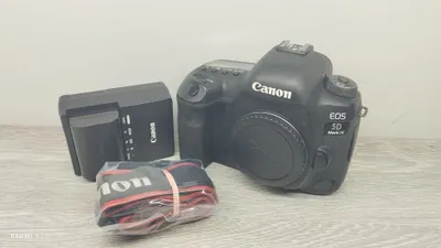 Sony Alpha A7 3, Sigma 24-105 obyektiv bilan Sony 24-105 E MOUNT bila