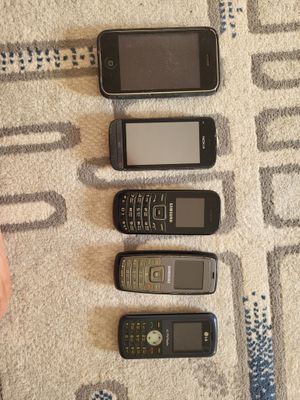 Telefonlar sotiladi hammasi atigi 150 ming so'm