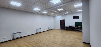 Недорогие просторные офисы на Юнусабаде ( 6 квартал)