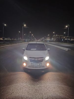 Chevrolet spark 2011