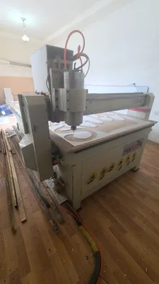 Reklama banner baner etiketka nakleyka