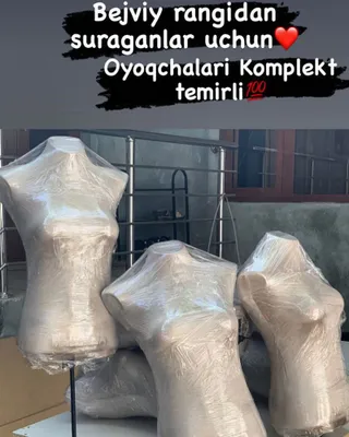 Stoyka Manikenlar Sarpo va Ansambl kiyimlarga