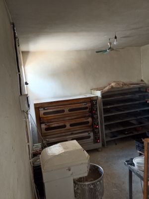 xleb pishiradigan pechka sotiladi