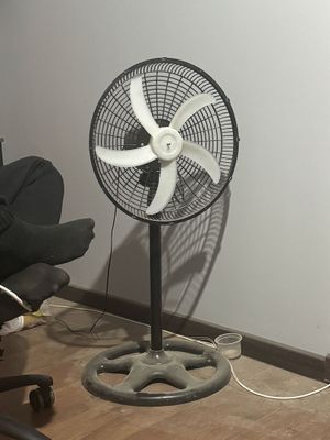 Вентилятор напольный