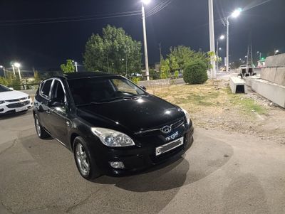 Hyundai i30 qora