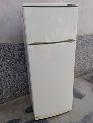 Muzlatgich kafolati bilan