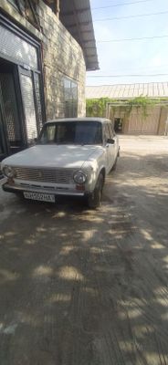 Vaz 011 sotildi yurb turgan moshina nxadu