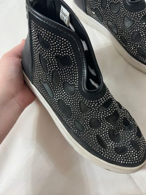 Koreyskiy oyoq kiyim 36 37 razmer