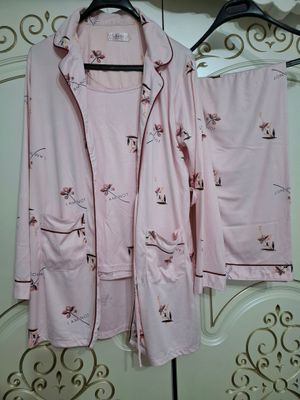 Ayollar uchun pijama