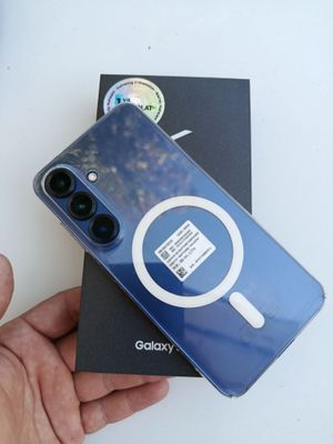 Samsung galaxy s25 12/128GB