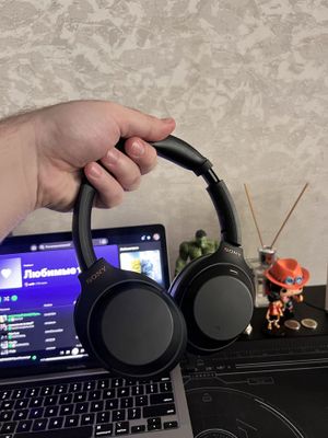 наушники Sony WH-1000XM4