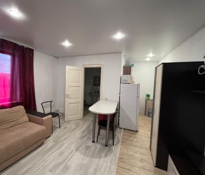 Аренда Квартира Максим Горький метро 300$ срочно