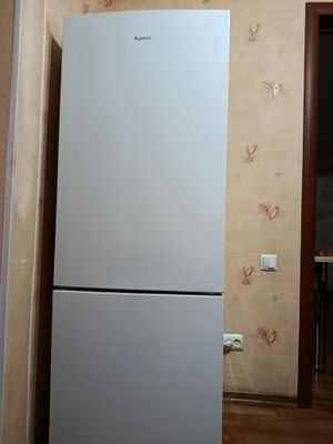 ПРОДАЁТСЯ холодильник Бирюса