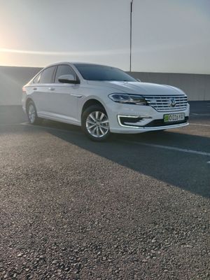 Продаётся Volkswagen e-Lavida 2022 года