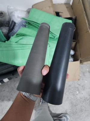 Ipdan chiqqan galtak plastmassa hamda karton galtaklar