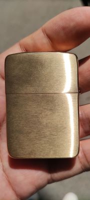 Ретро зажигалка бензиновая Zippo 41-го года.