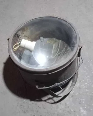 Уличный прожектор.