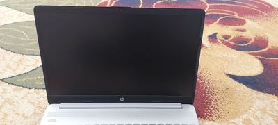 Noutbook HP sotiladi