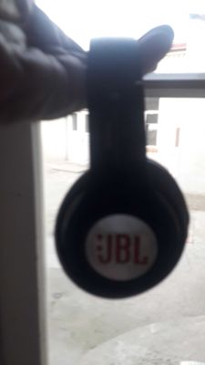 Блютуз наушник jbl