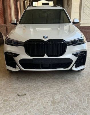 BMW X7 Xdrive 40i full options 2020 год