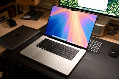 MacBook Pro M2 Max