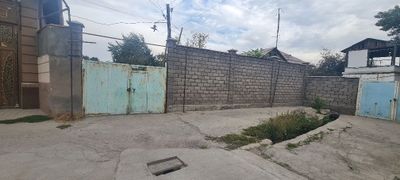 Придётся дом Ахангаране 4 комнаты старый дом вина туалет внутри дома