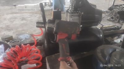 Компрессор EPA юмшоқ шланга 15метр. Гайкаверт OBBELL. Ҳолат яхши.