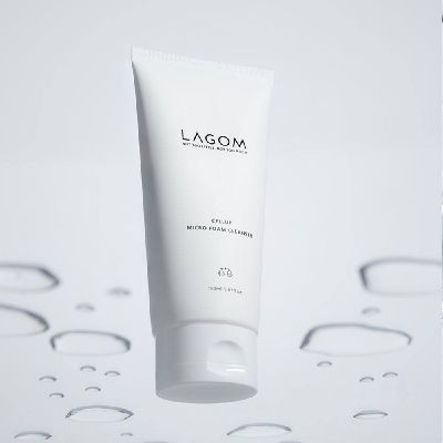 Увлажняющая пенка для умывания Lagom Cellup Micro Foam Cleanser