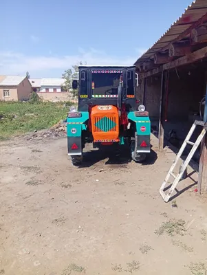 Т 16 трактори сотилади