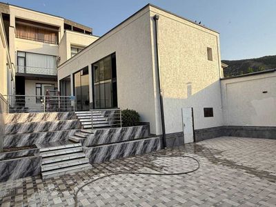 Продаётся дача Чарвак 9 соток 420,0 кв.м. Ипотека есть