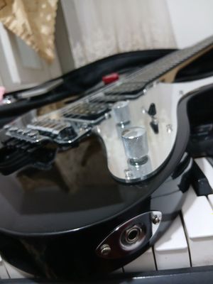 Solo Gitara sotiladi IBANEZ
