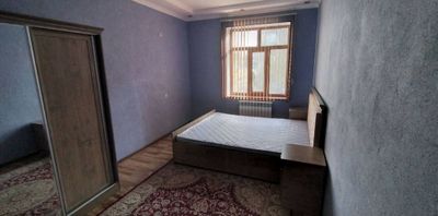 Шайхантахурский раён рядом Самарканд дарваза сдается квартира на аренд