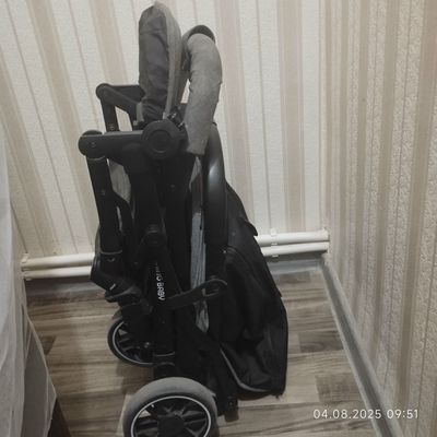 Детская коляска чемодан