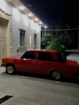 Vaz 2107 sotiladi