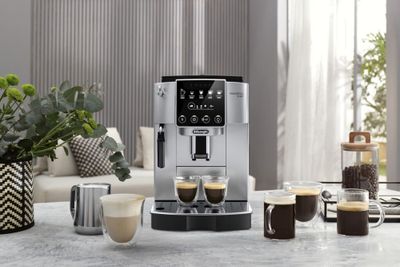 Кофемашина De’Longhi ECAM220.30.SB