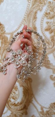 Diadema abadok tillaqosh