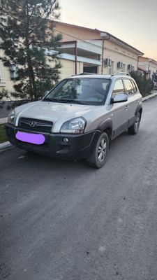 Продается Hyundai Tucson 2009