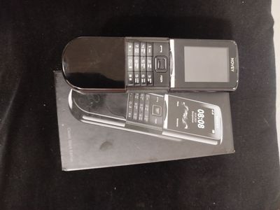 Nokia. 8800